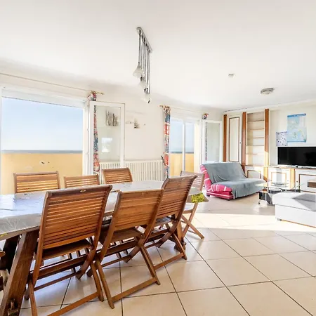 Vue A 50m De * Barbâtre